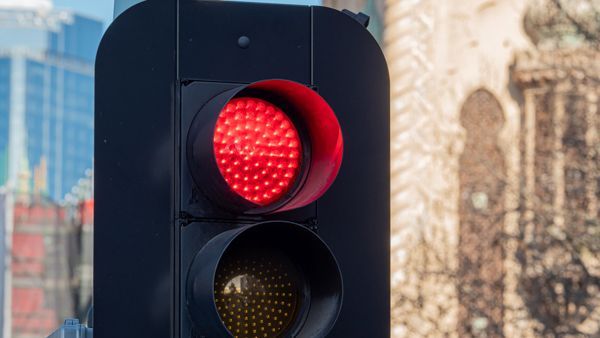 Mobile traffic lights for hire