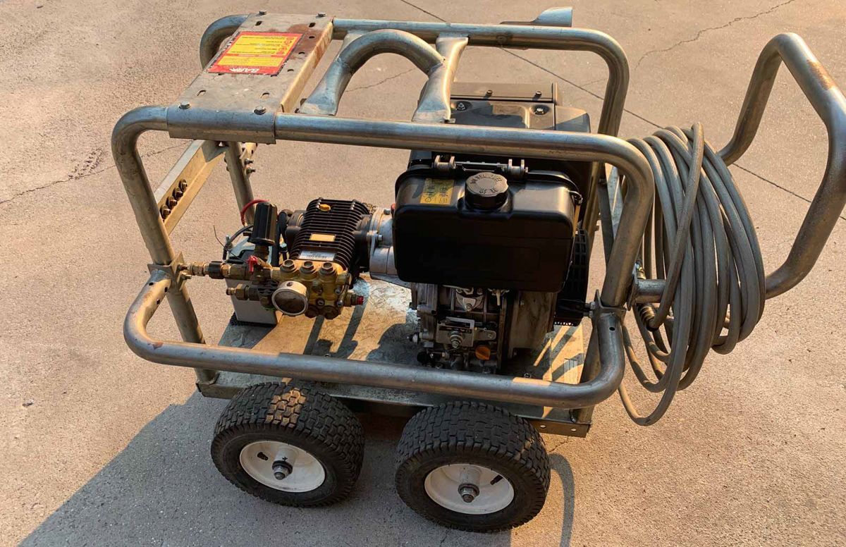 High pressure cleaner hire