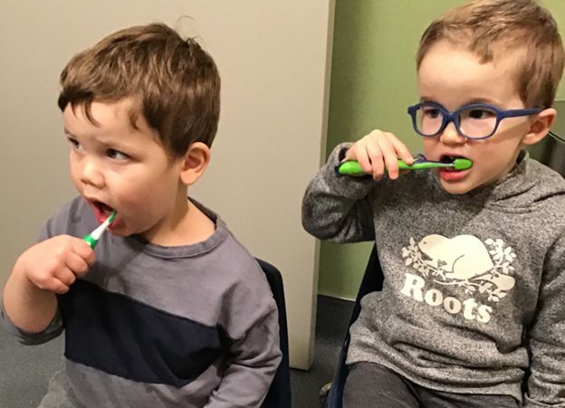 Montessori children brushing teeth