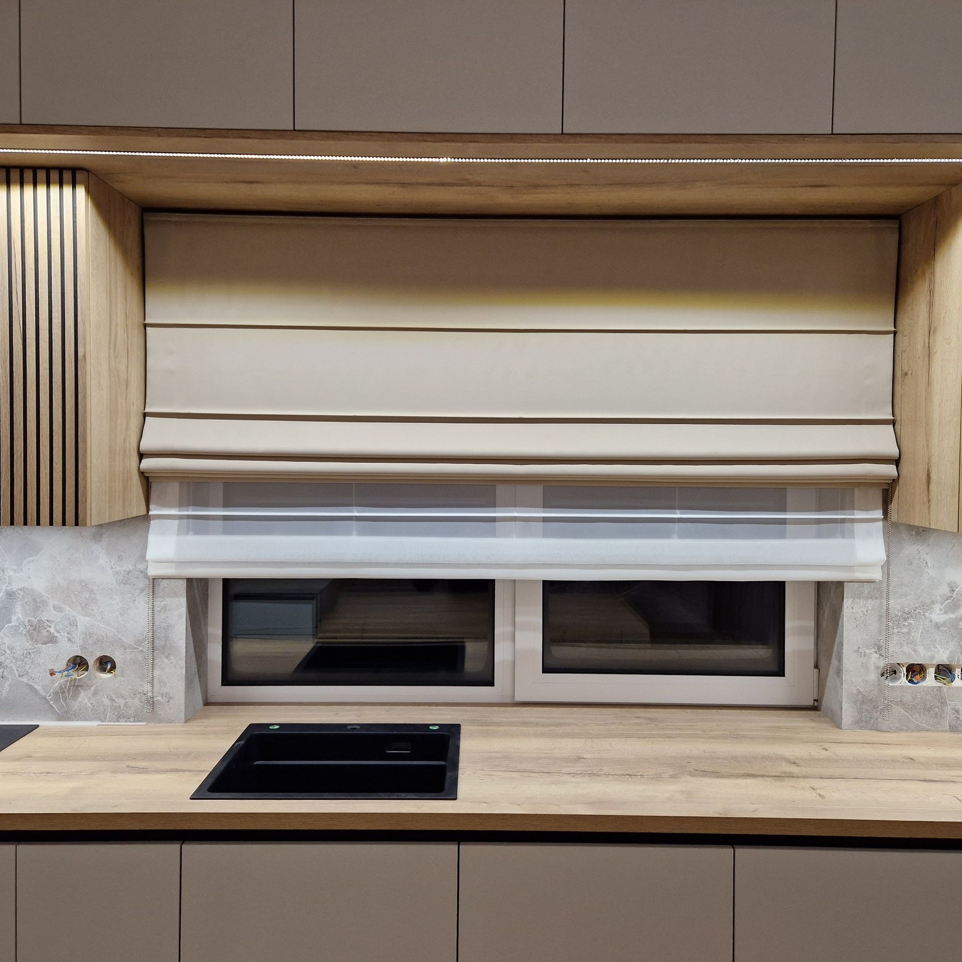 Romanetės ir širmos