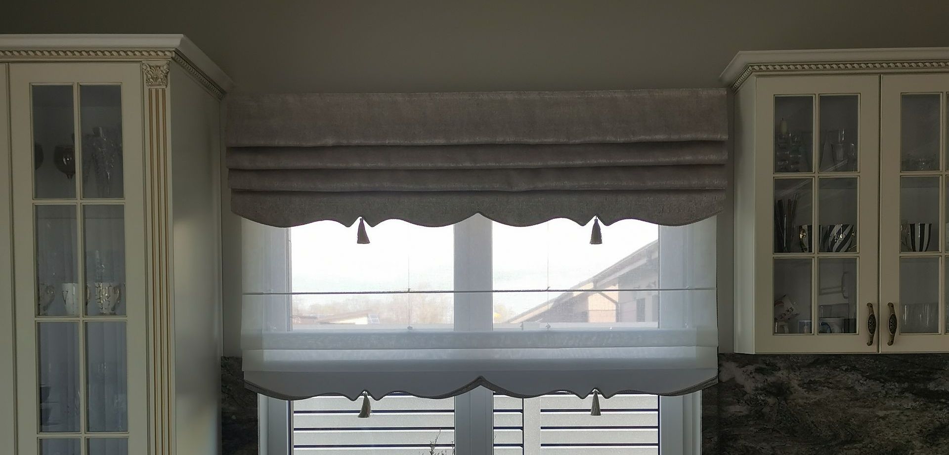 Romanetės ir širmos