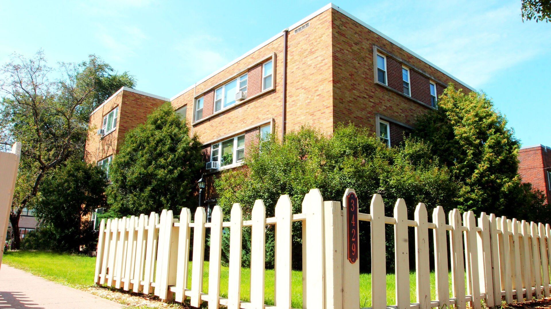 3421-3429 Emerson Buildings