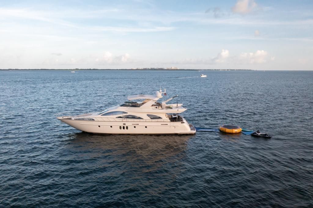 Azimut 85