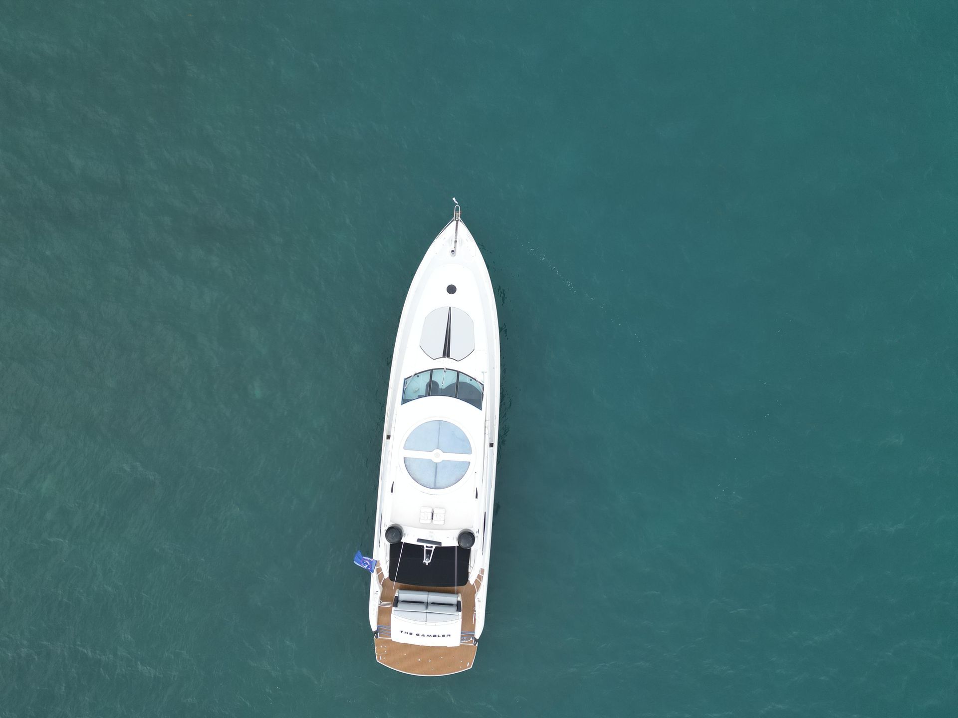 Sunseeker Predator 82