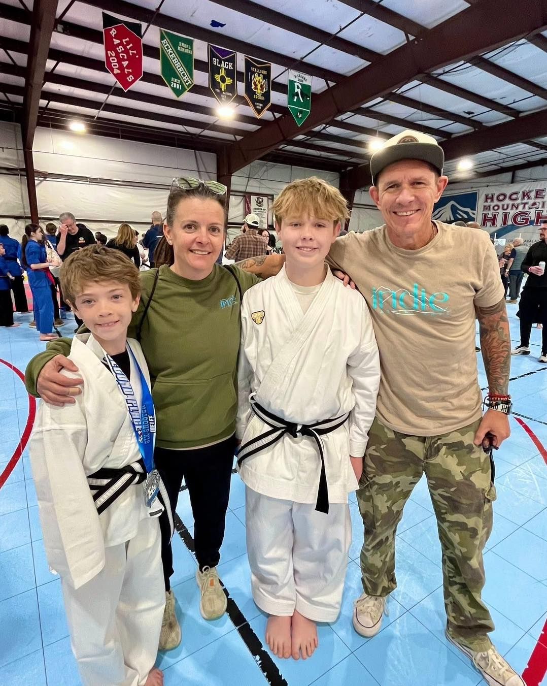 The word placeholder is on a gray background.