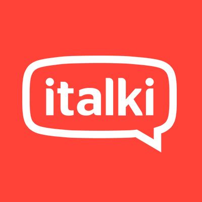 Un fondo rojo con un bocadillo blanco que dice italki.