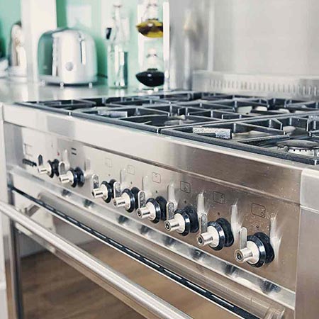 Kitchen gas stove