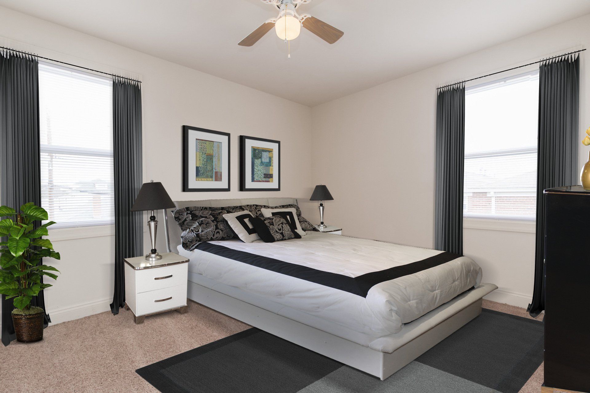 Bedroom with ceiling fan