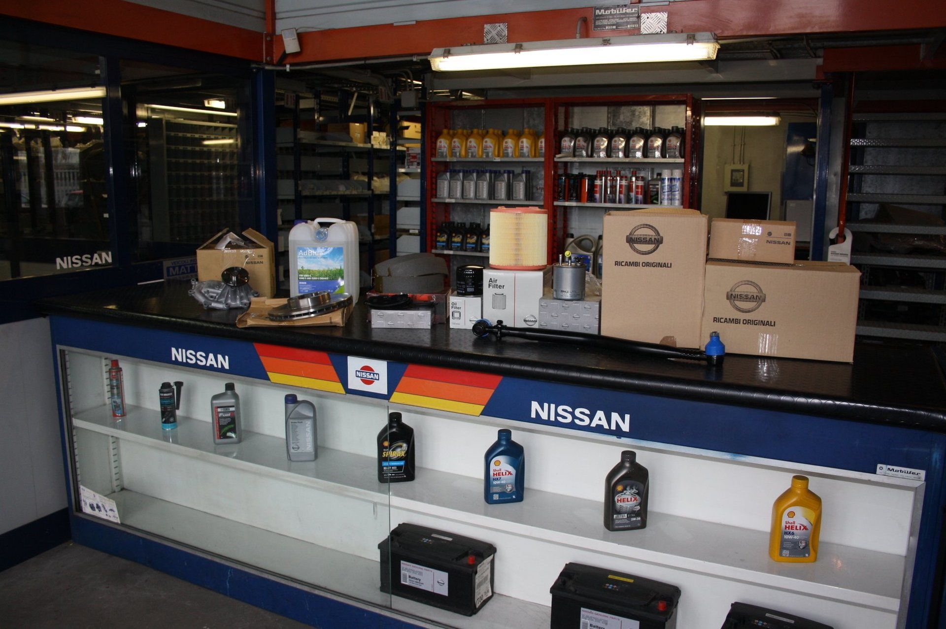 Olio, bobine, fari, gomme Roma Veicoli industriali Mattoni