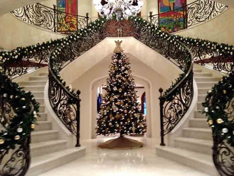 Designer holiday interiors for residence in Miami Beach