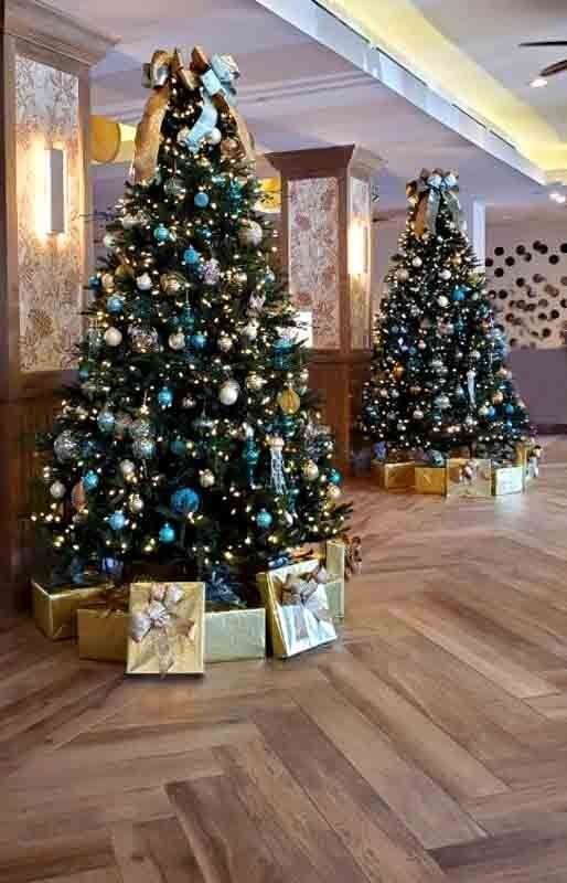 Beautiful Christmas trees at Hawks Cay Hotel in Duck Key