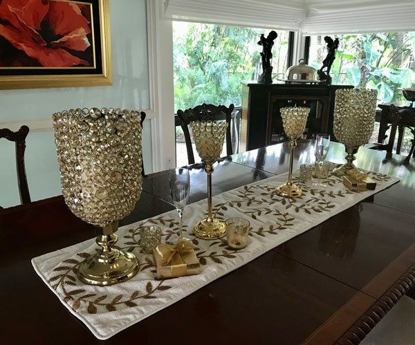 Beautiful table centerpiece in Miami home