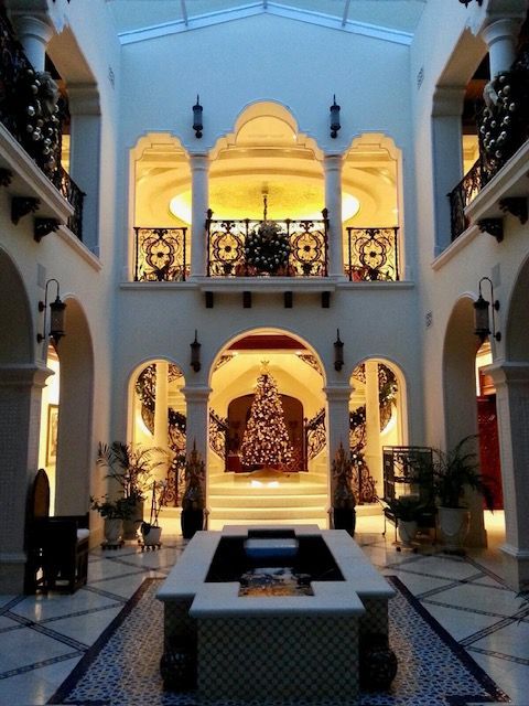 luxury Christmas decor Miami; holiday home design Miami; elegant holiday
decorating