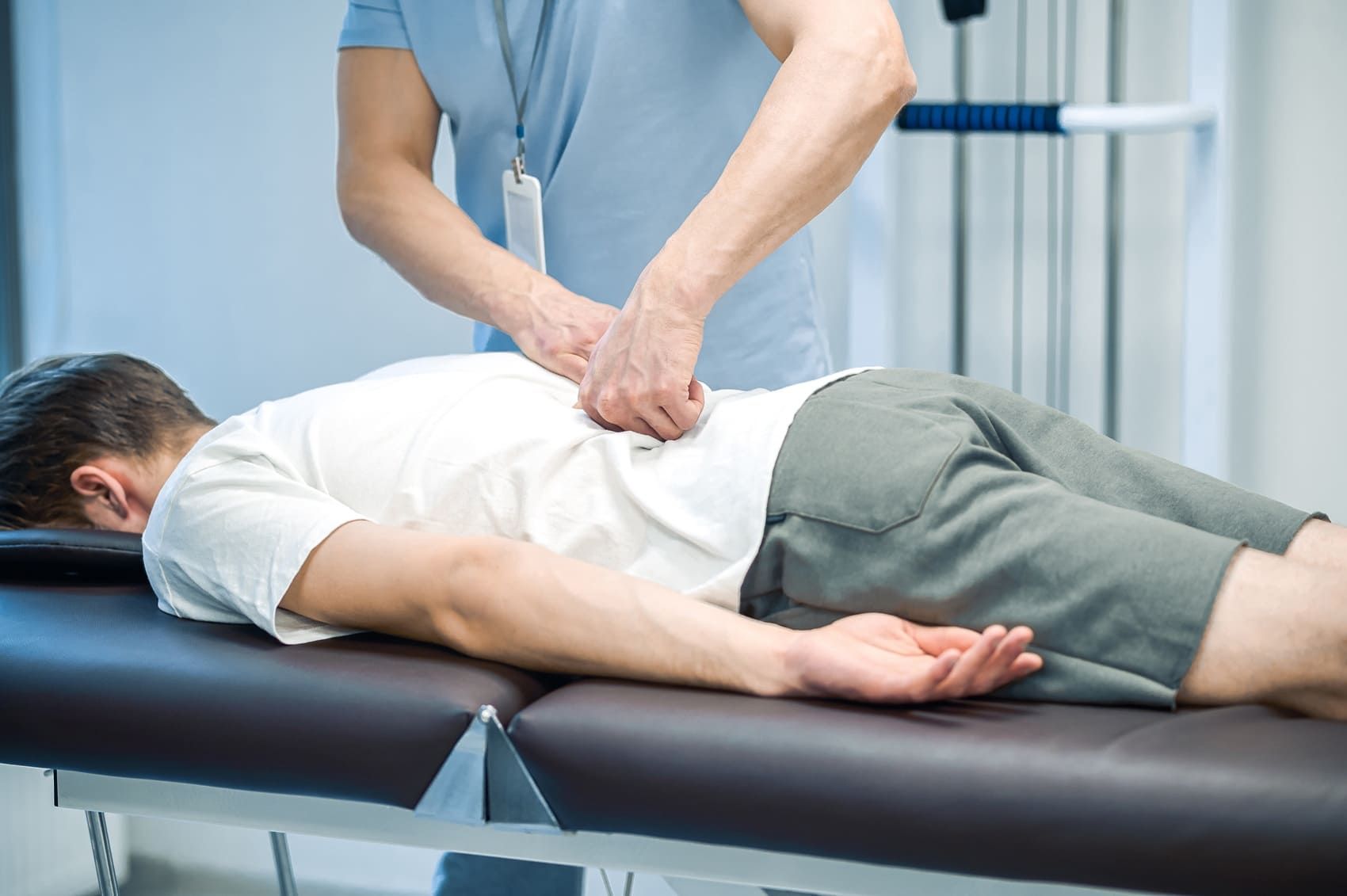 back pain chiropractic treatment