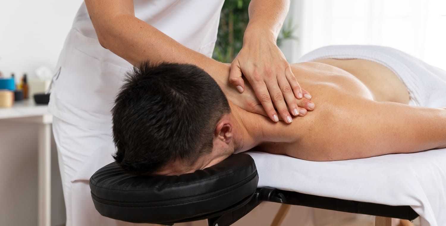 difference between manual therapy and massage