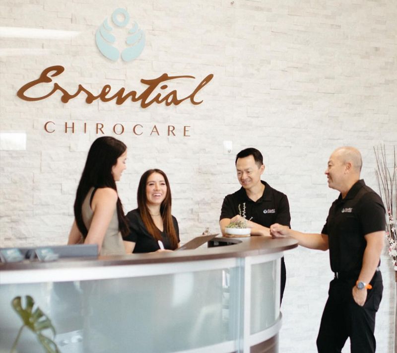 essential chirocare team