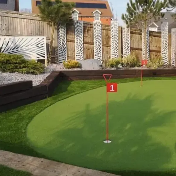 artificial putting greens