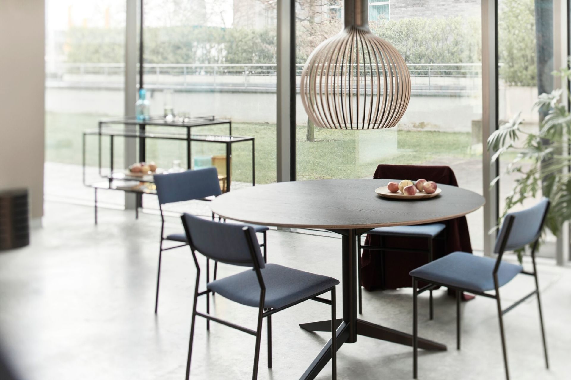 Spectrum SE 07 tafel, TE 06 stoel