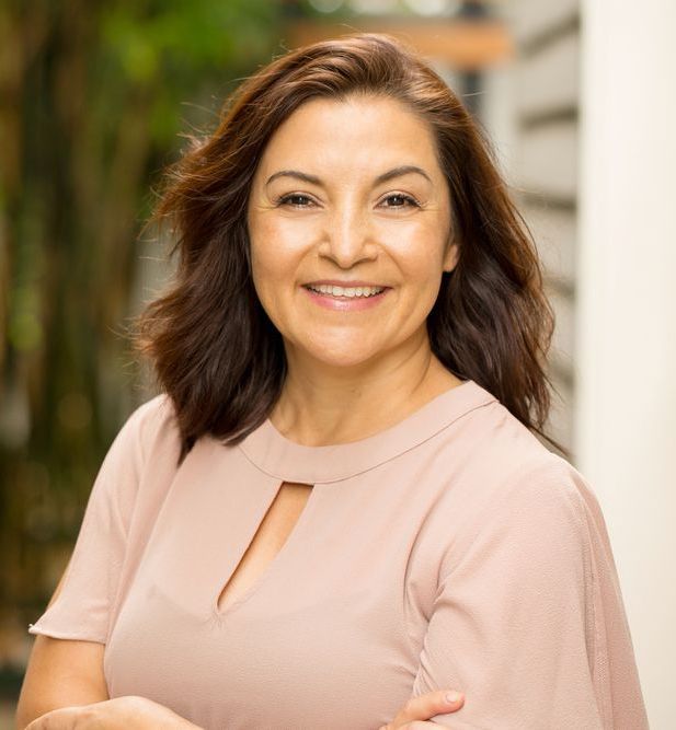 A computer generated image of a tooth with a filling in it.