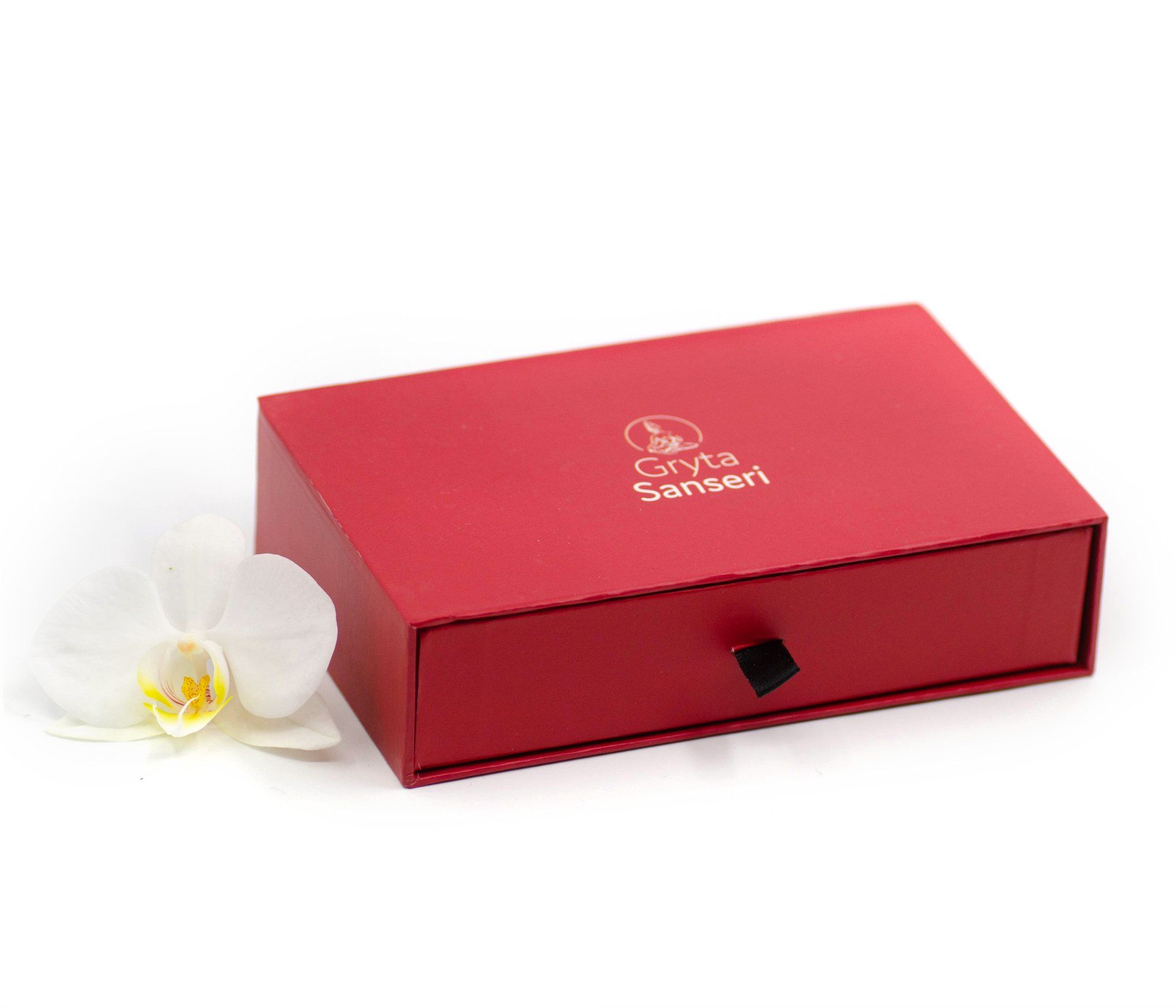 En rød boks med ordet sanskrit på