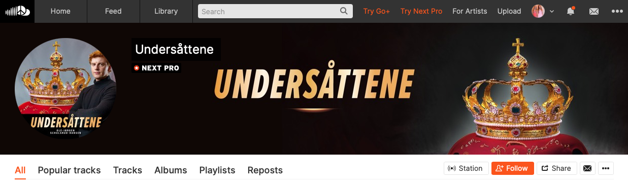 Et banner for undersattene med et bilde av en mann og en krone