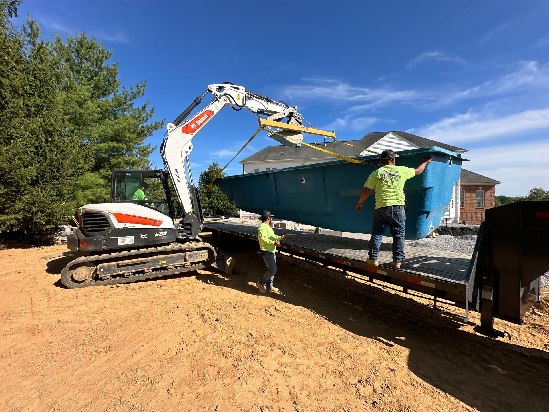 Fiber Glass Pool Installed in Bel Air, MD by Xscape 2 Nature