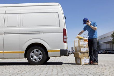 Speedy collections and long distance courier deliveries