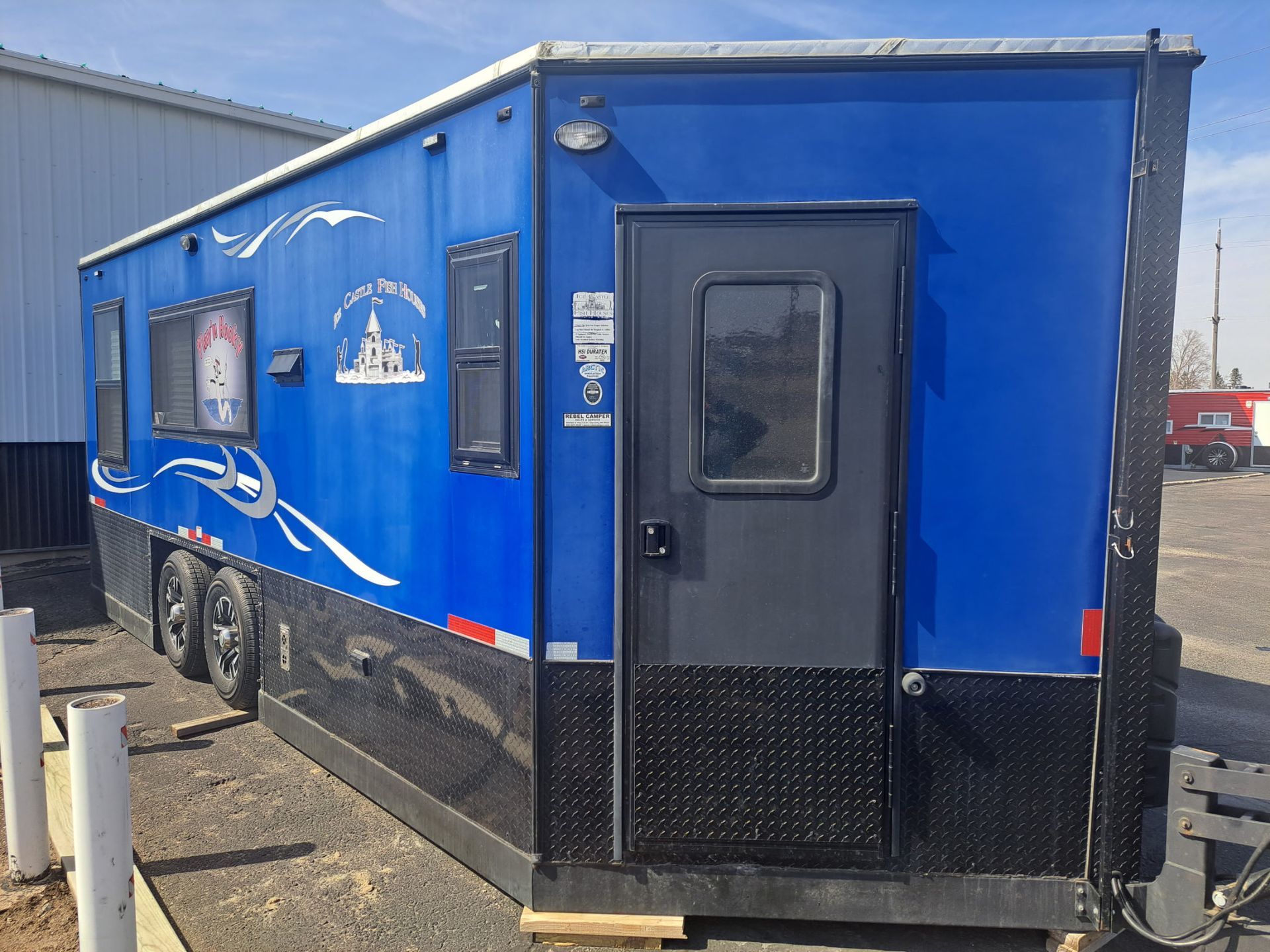 Fish House in Minnesota for sale