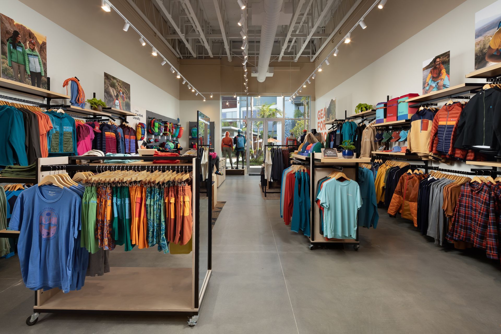 Cotopaxi store design supported and production by Quarter20