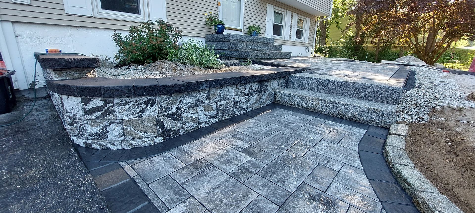 Image of retaining wall.