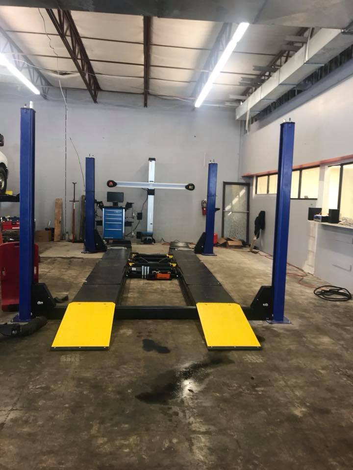 Car Lift — Largo, FL — Johnny's All County Auto & Truck Repair