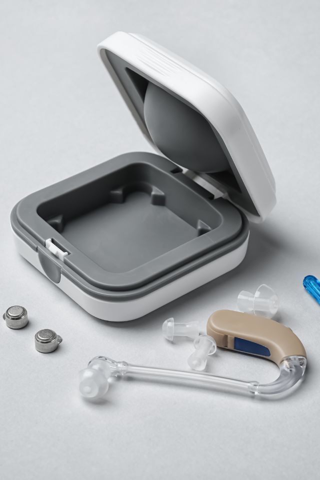 dB Hearing Specialists 