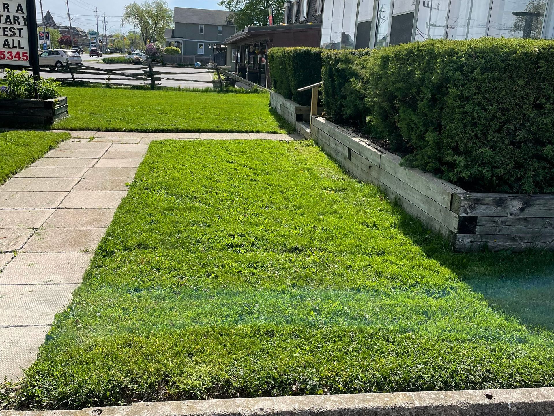 After Photo of a Kitchen — Grimsby, ON — Outdoor Guys & Renovations 101