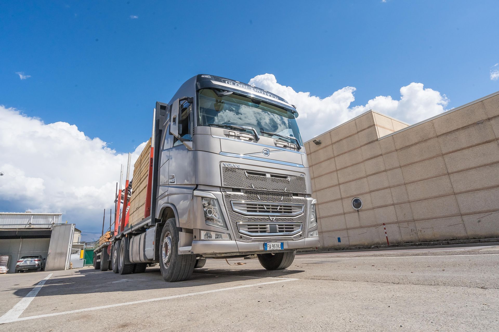 mezzo usato per trasporto legname