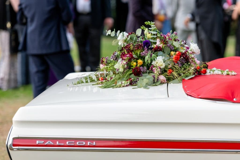 Should Your Loved One Wear Makeup At Their Funeral