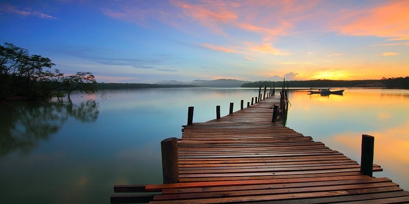 Where Can You Spread A Loved One’s Ashes In The Water