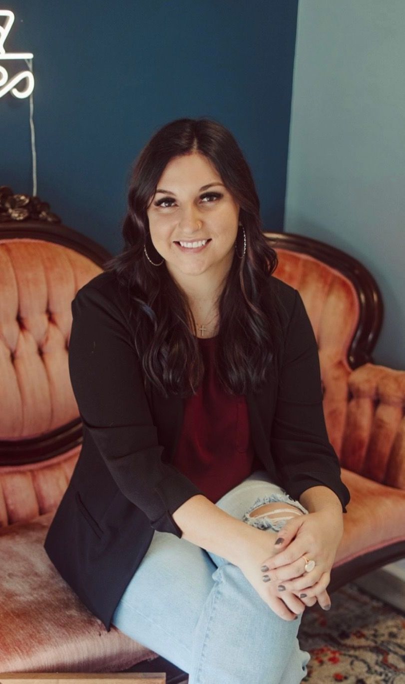 Kayla Carrier Headshot Picture - Licensed Aesthetician at TLC Massage