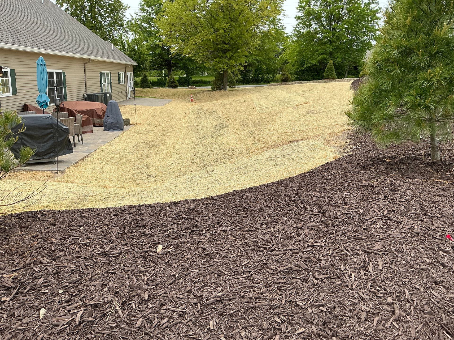 Summit Woods Townhouse landscaping