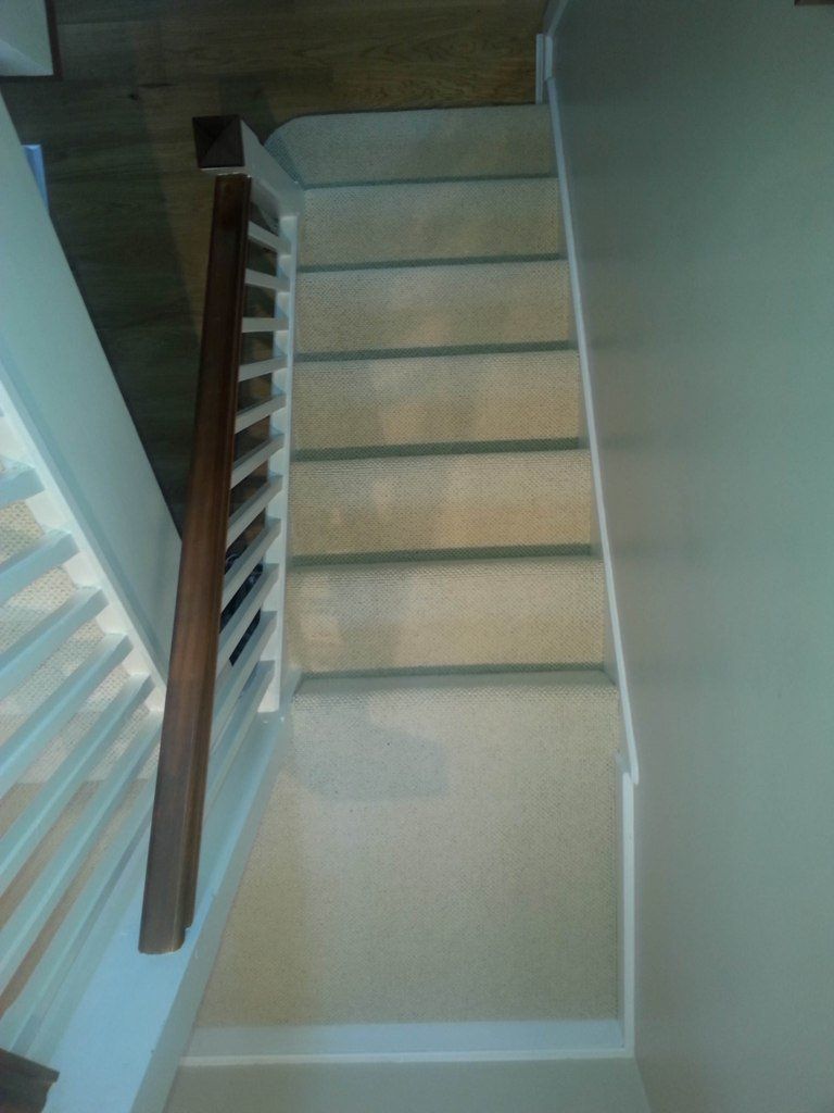 Cream carpet on staircase