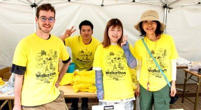 Participants wearing 2024 Chubu Walkathon T-shirts