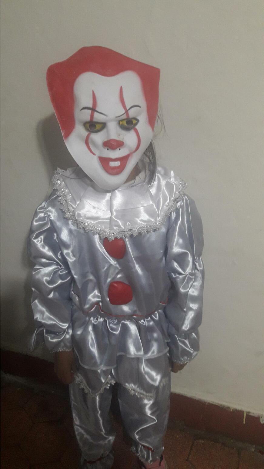 EL REYNO DEL DISFRAZ - Venta y alquiler de disfraces