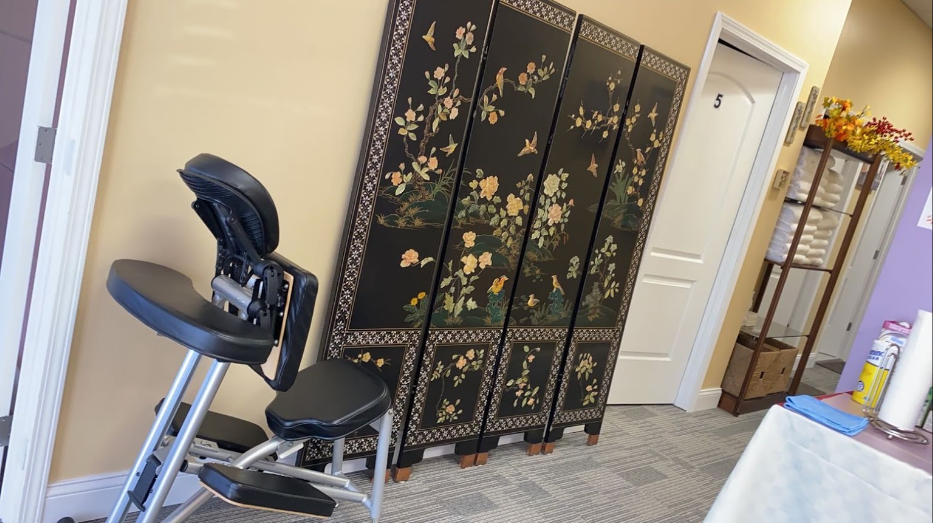 Chair Massage Therapy — Dyer, IN — Katie's Spa Treatment Massage