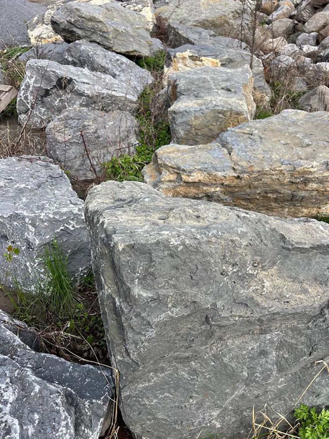 Boulders Quarry Large 2-6'