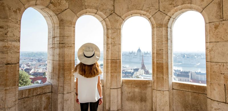 Travel Guides & Advice