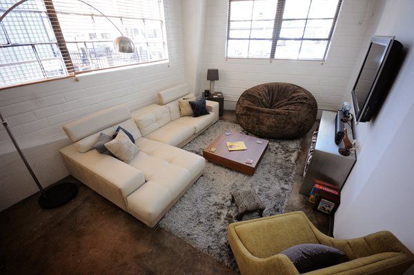 Living Room | East End Village Apartments