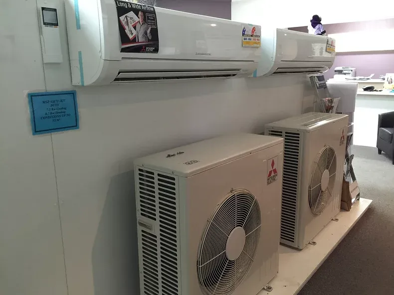 mitsubishi electric air conditioning unit on display 
