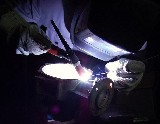 lavorazione di metalli