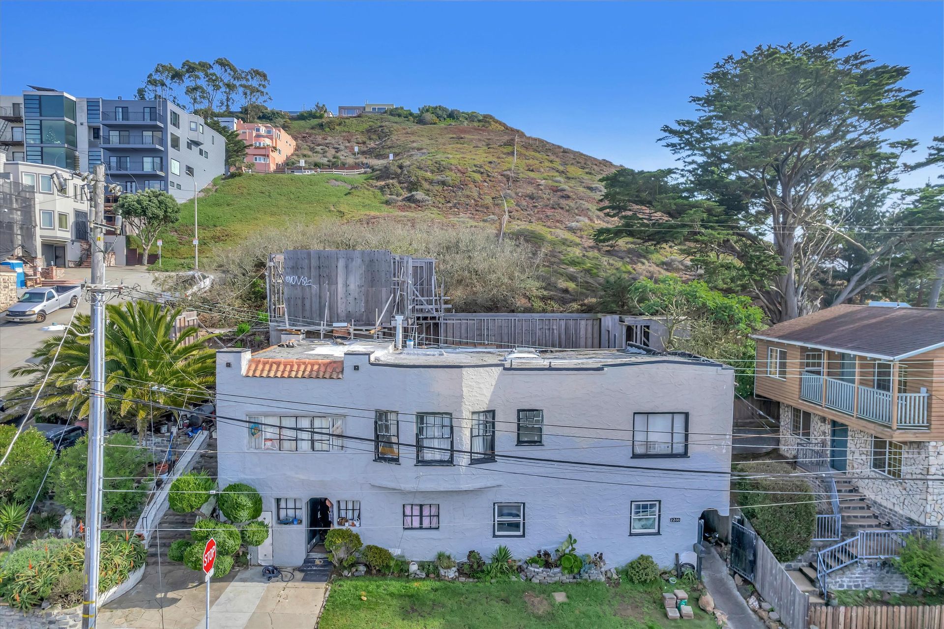 White House — San Francisco, CA — Laurel Realty & Investment