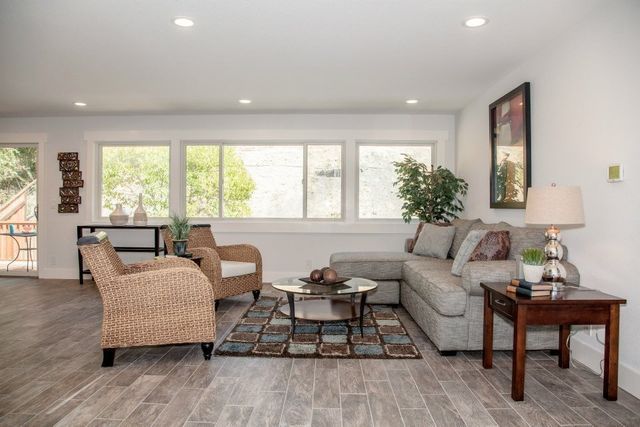 White House Living Area — San Francisco, CA — Laurel Realty & Investment