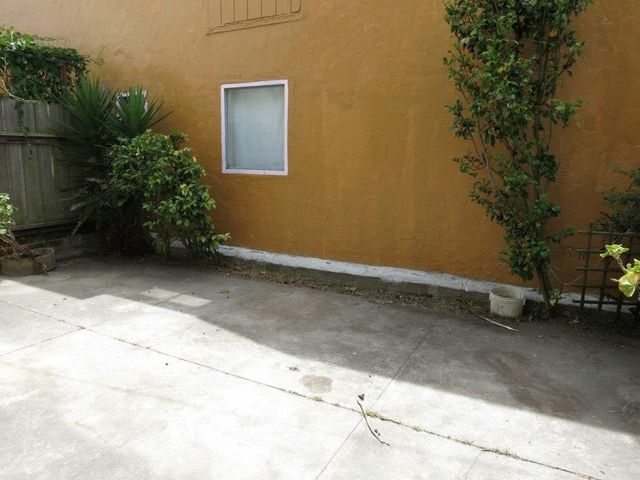Side Part of House — San Francisco, CA — Laurel Realty & Investment